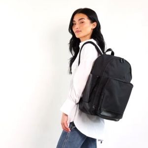 BEIS 'The Backpack' in Black
